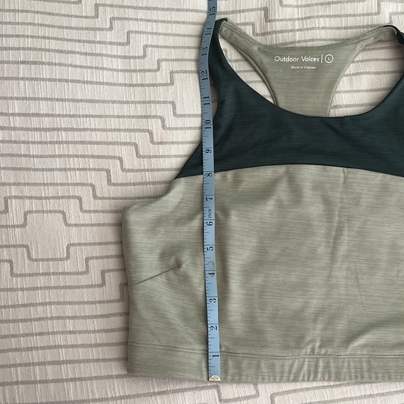 Outdoor Voices Move Free TechSweat Crop Top large - Picture 13 of 16